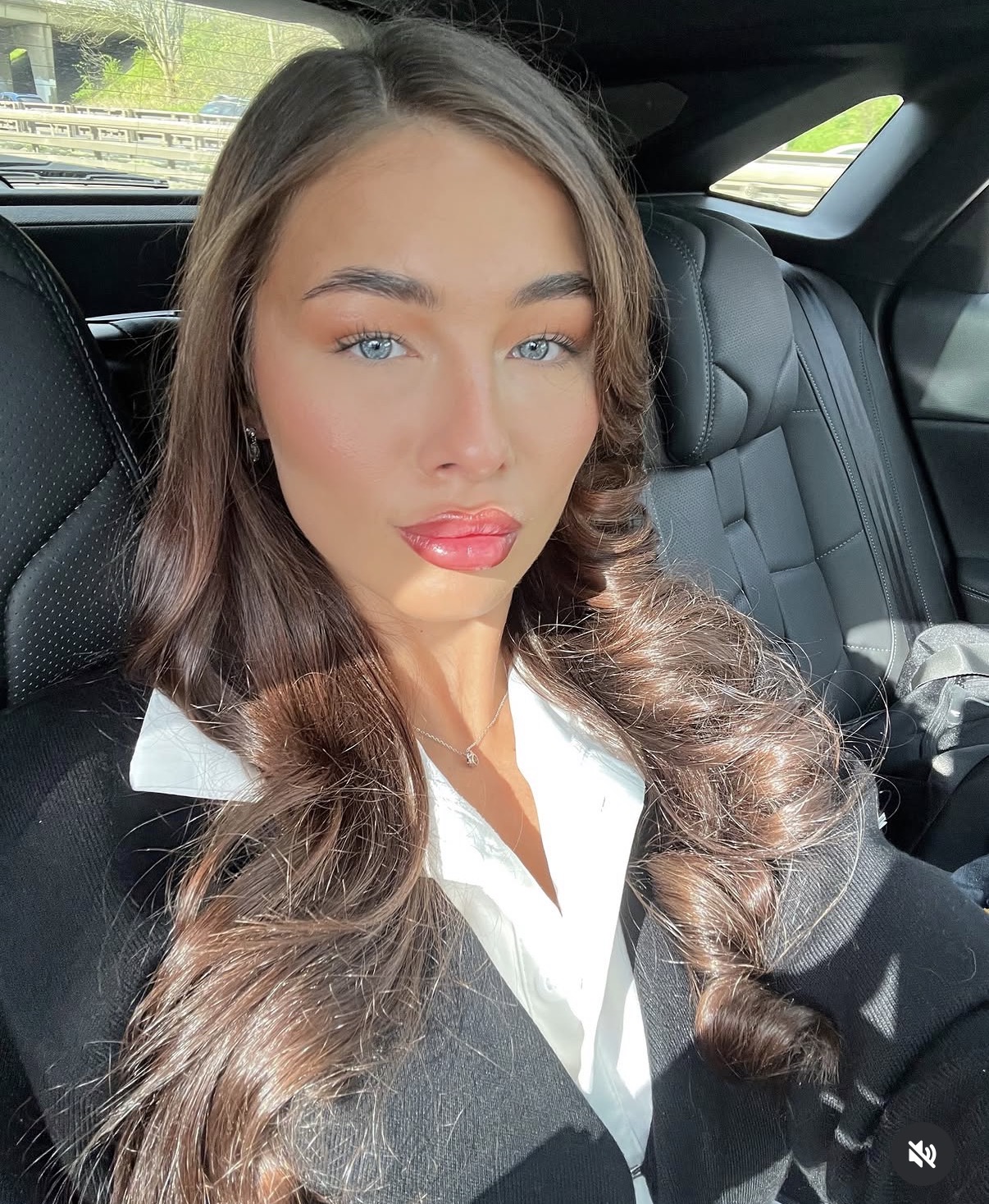 Louise Thomson